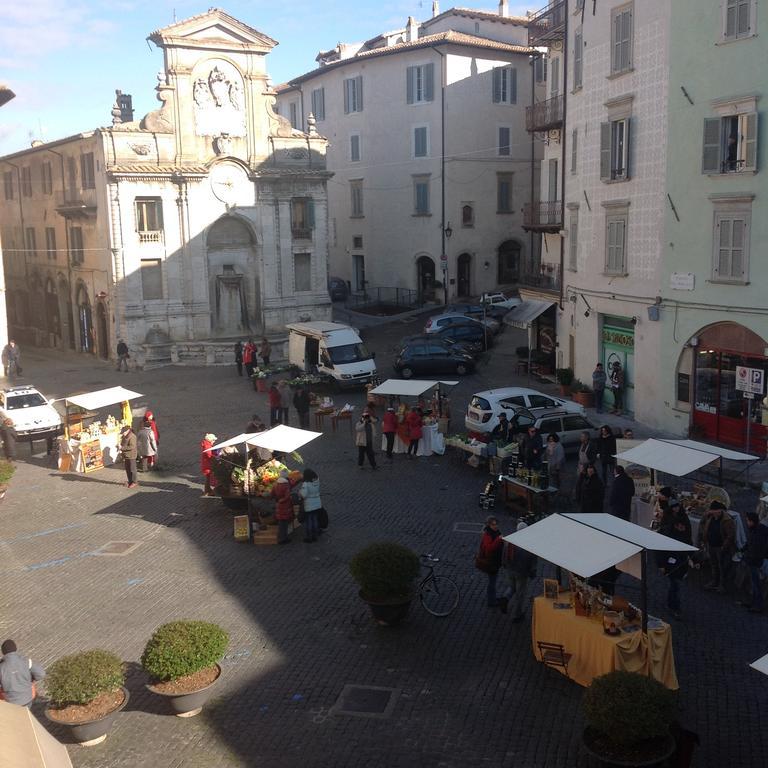 Apartmán La Fontana Spoleto Pokoj fotografie